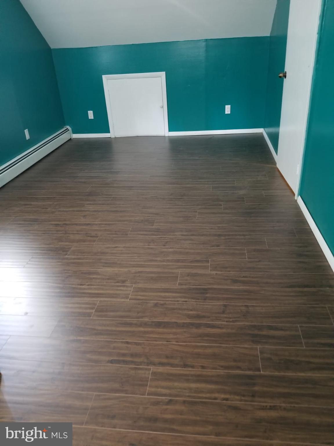408 Sutherland Road Ewing, NJ 08618 - Photo 13 of 19 Gallery Image 13