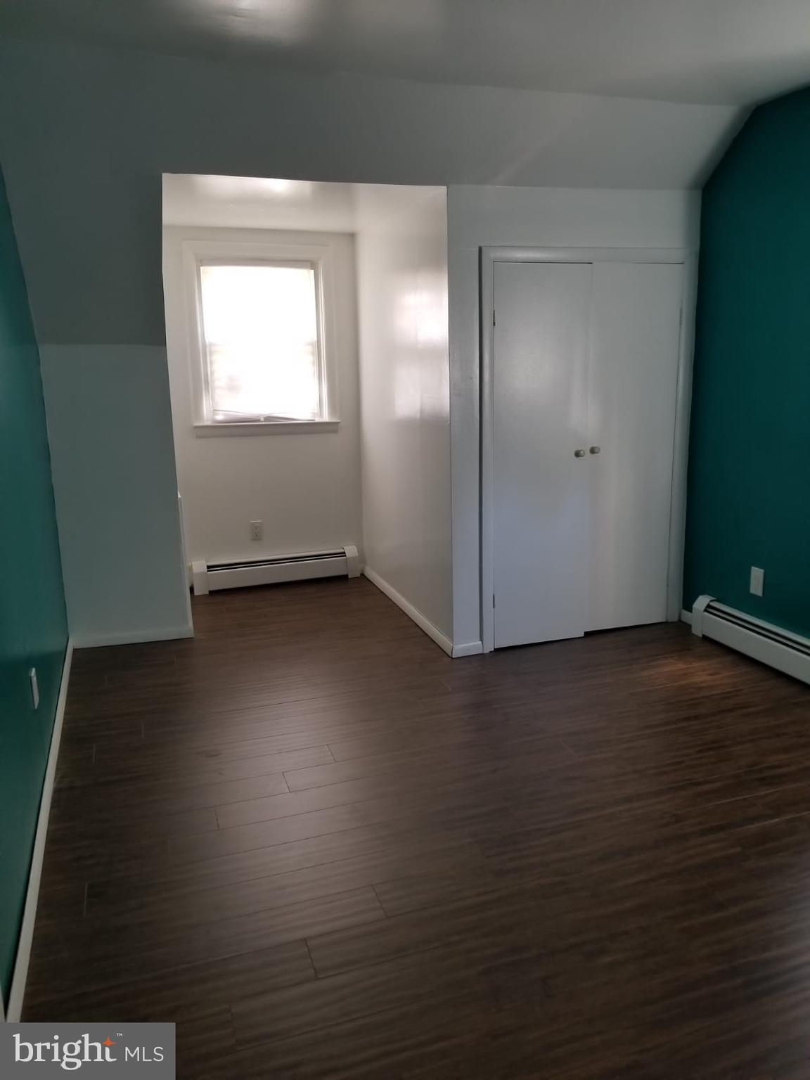 408 Sutherland Road Ewing, NJ 08618 - Photo 14 of 19 Gallery Image 14