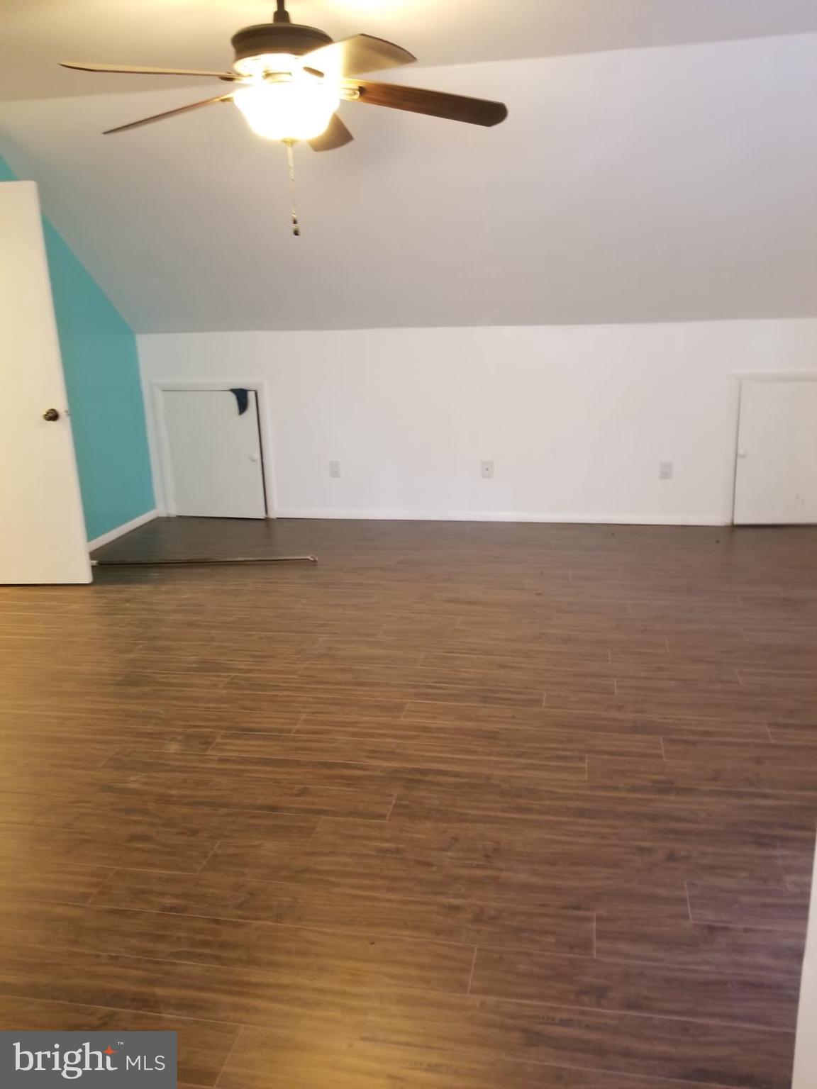 408 Sutherland Road Ewing, NJ 08618 - Photo 17 of 19 Gallery Image 17