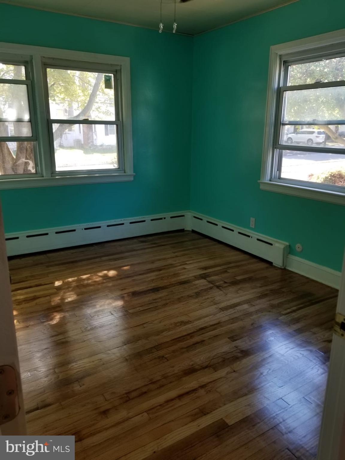 408 Sutherland Road Ewing, NJ 08618 - Photo 7 of 19 Gallery Image 7