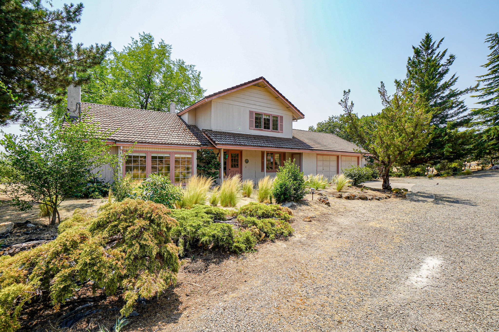3632 Willow Springs Road Central Point, OR 97502 - Photo 1 of 36 h1