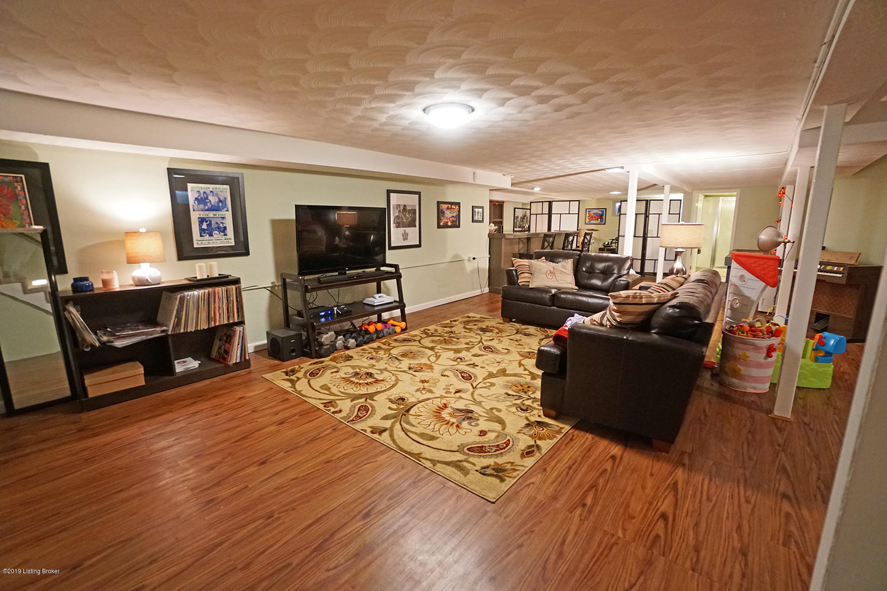 1601 Whippoorwill Road Louisville, KY 40213 - Photo 31 of 56 28