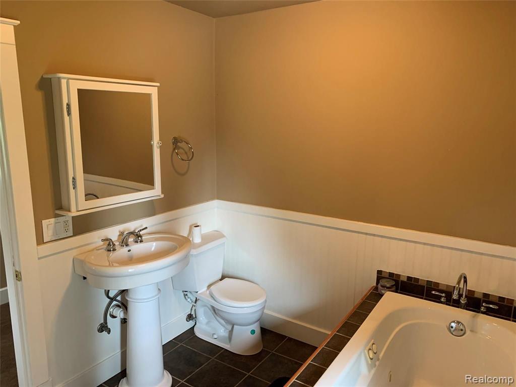 1825 Alchin Road North Webberville, MI 48892 - Photo 19 of 26 Gallery Image 19