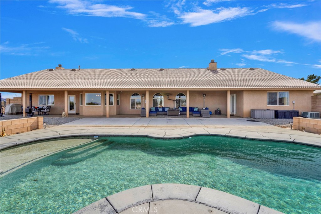 12290 Larch Road Oak Hills, CA 92344 - Photo 65 of 75