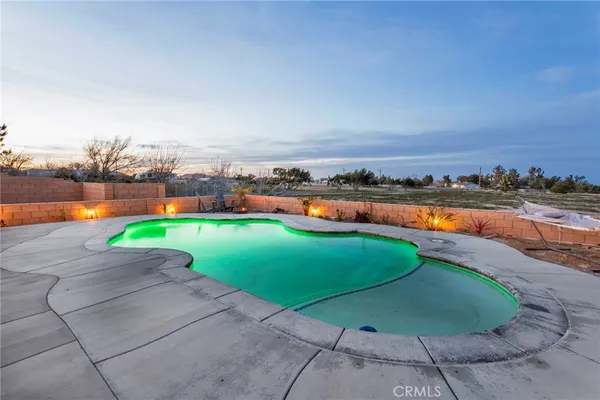 $1,060,000 | 12290 Larch Road, Oak Hills, CA 92344