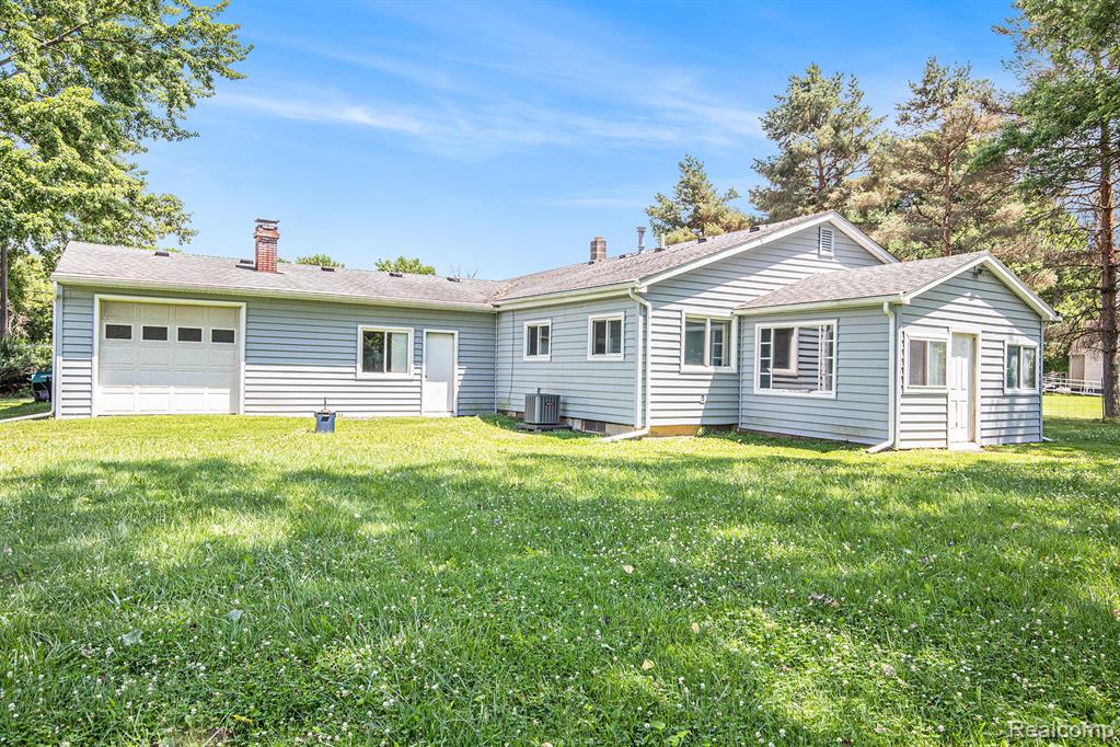 8233 North Genesee Road Mount Morris, MI 48458 - Photo 23 of 28