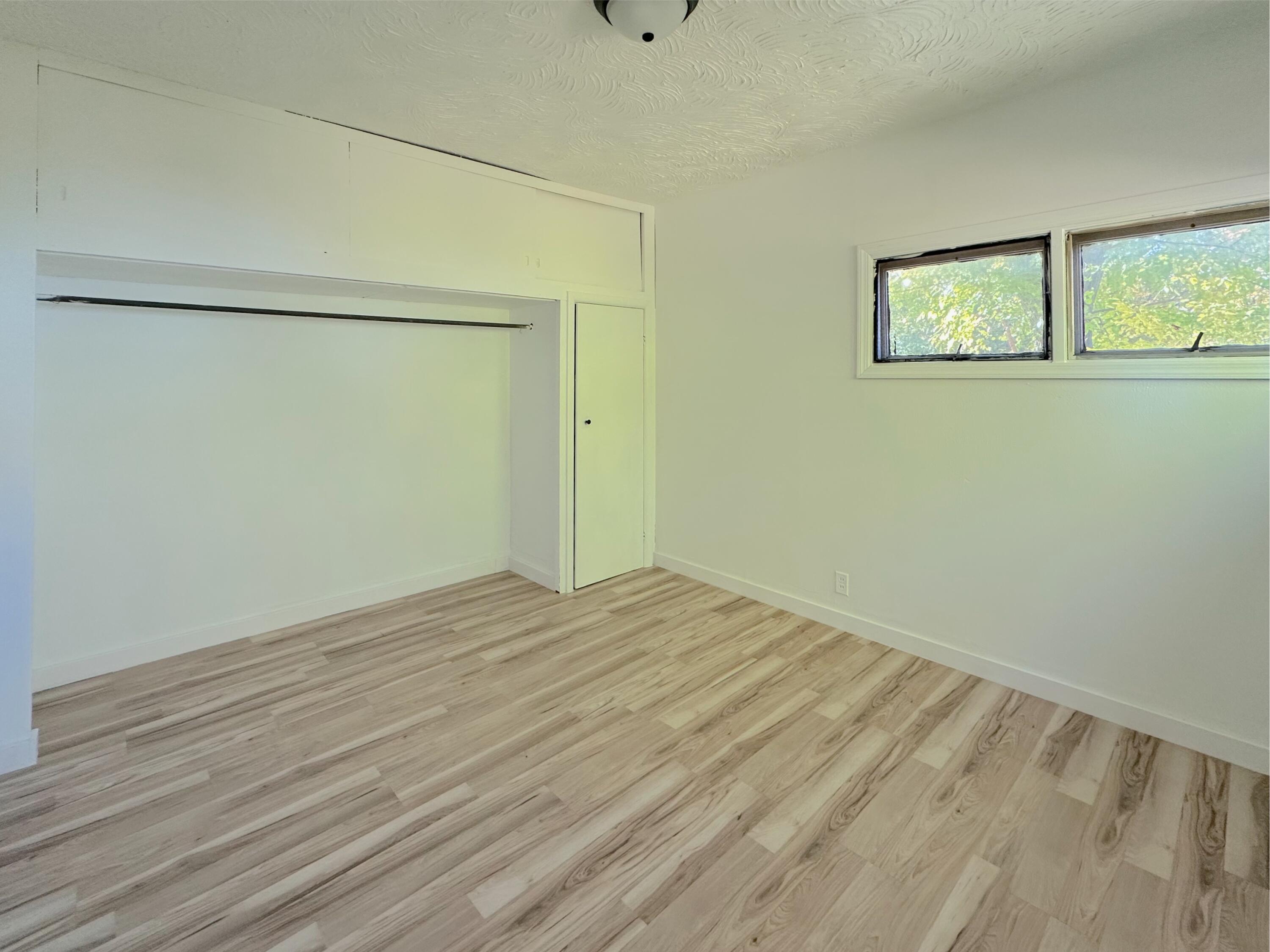 653 Orchard Avenue, Unit 5 Muskegon, MI 49442 - Photo 18 of 30 IMG_8505