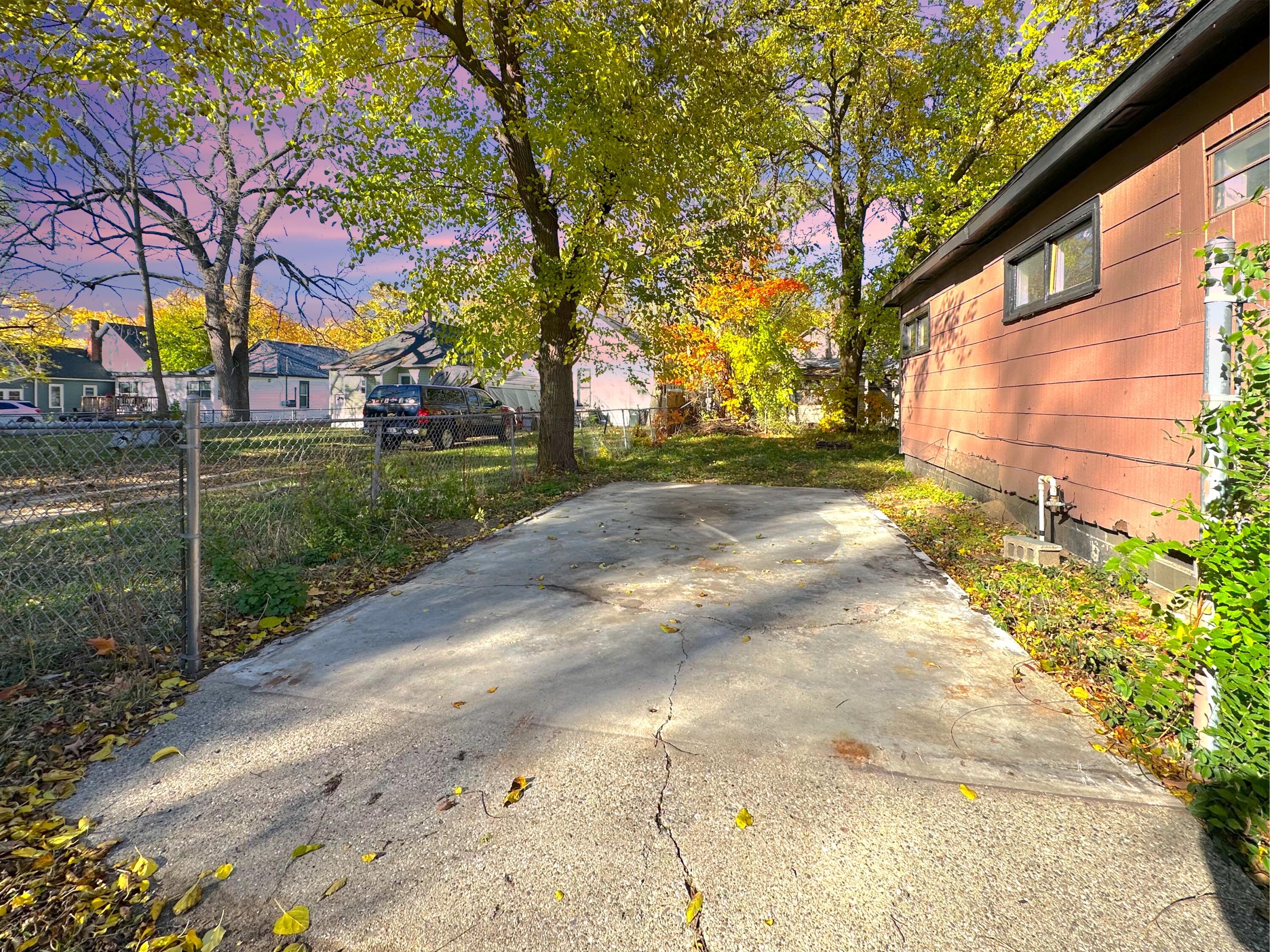 653 Orchard Avenue, Unit 5 Muskegon, MI 49442 - Photo 29 of 30 IMG_8536