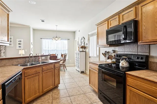 $199,999 | 40222 Pecan Allee Drive, Ponchatoula, LA 70454