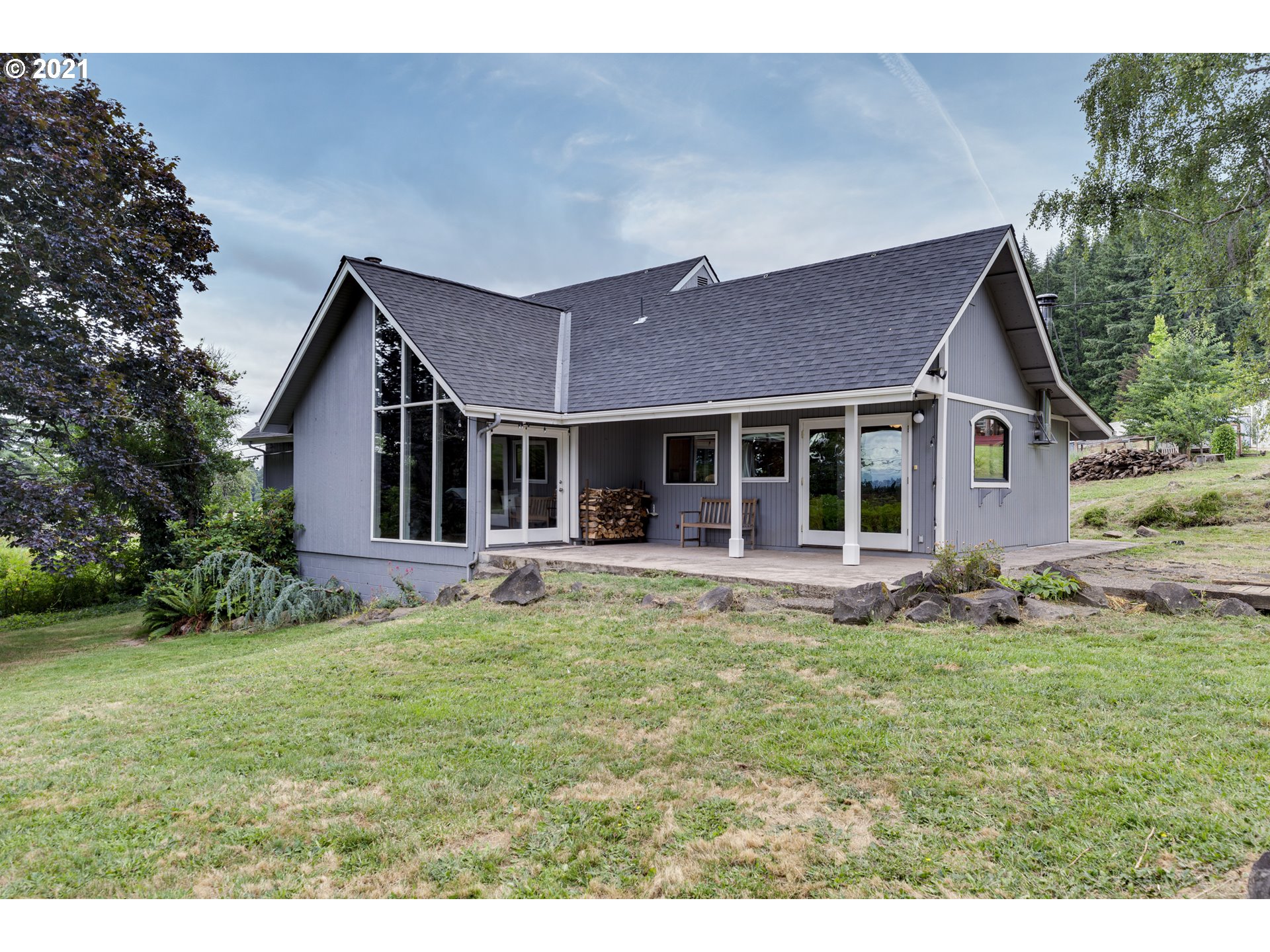 17125 South Hattan Road Oregon City, OR 97045 - Photo 1 of 31 Gallery Image 1