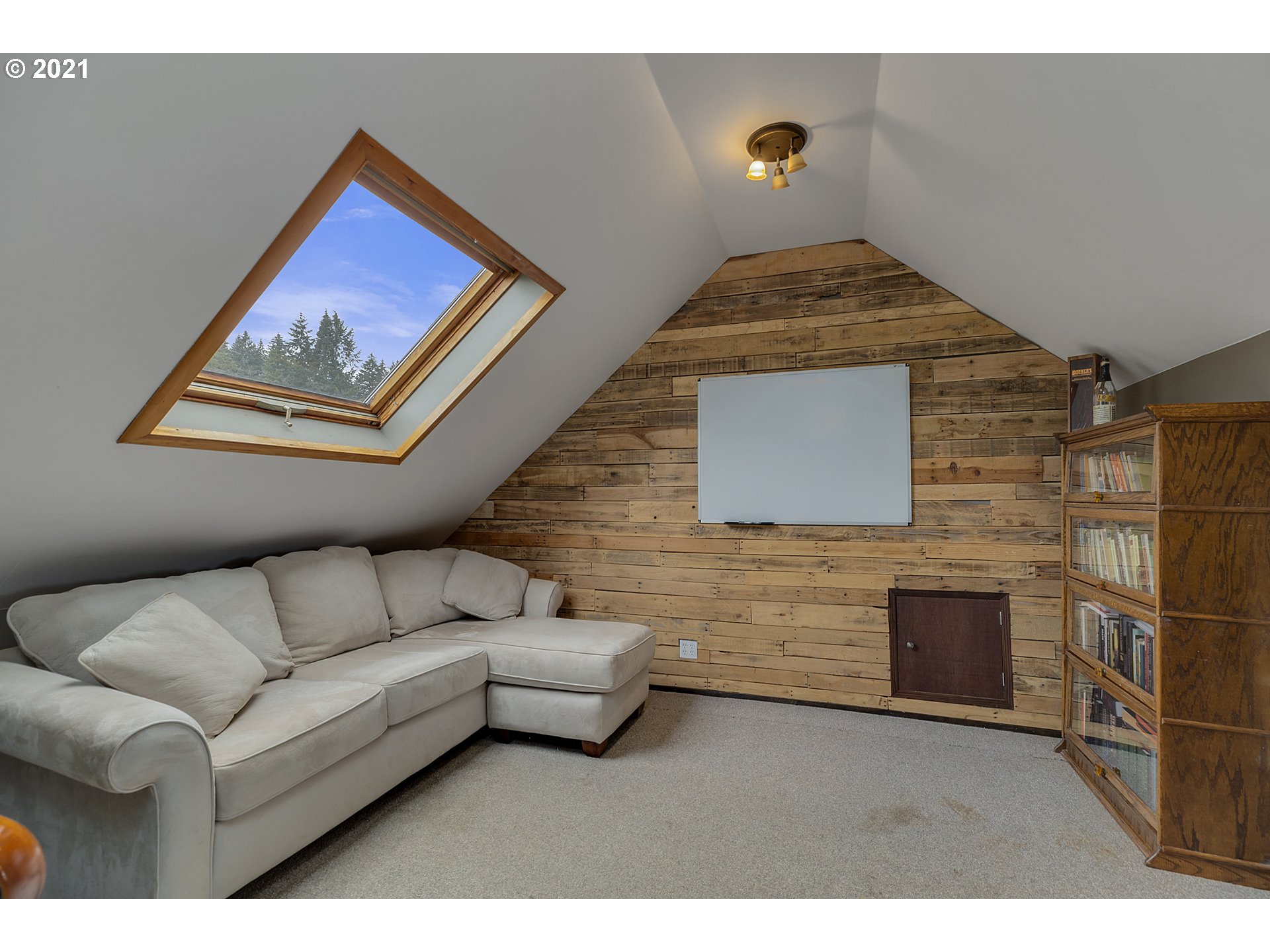 17125 South Hattan Road Oregon City, OR 97045 - Photo 18 of 31 Gallery Image 18