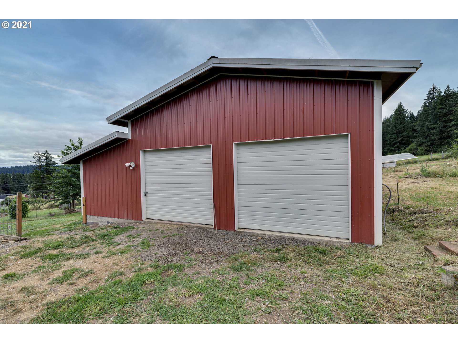 17125 South Hattan Road Oregon City, OR 97045 - Photo 23 of 31 Gallery Image 23