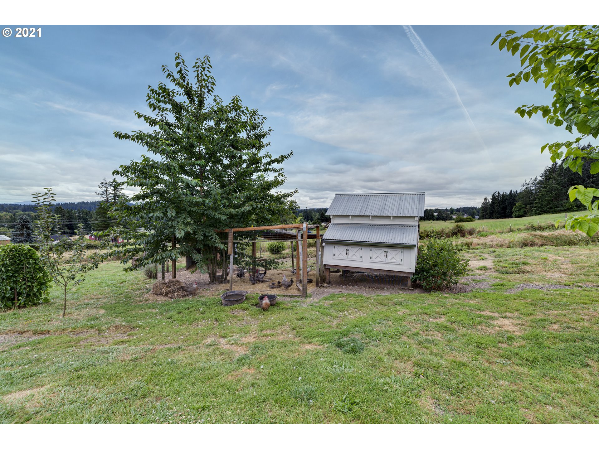 17125 South Hattan Road Oregon City, OR 97045 - Photo 29 of 31 Gallery Image 29