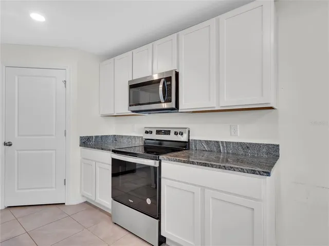 $3,400 | 5446 Logan Cave Avenue, Wimauma, FL 33598