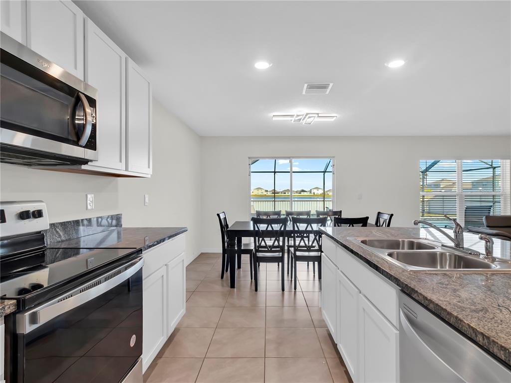 5446 Logan Cave Avenue Wimauma, FL 33598 - Photo 16 of 57