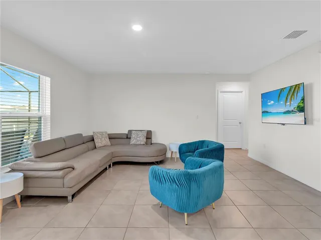 $3,400 | 5446 Logan Cave Avenue, Wimauma, FL 33598