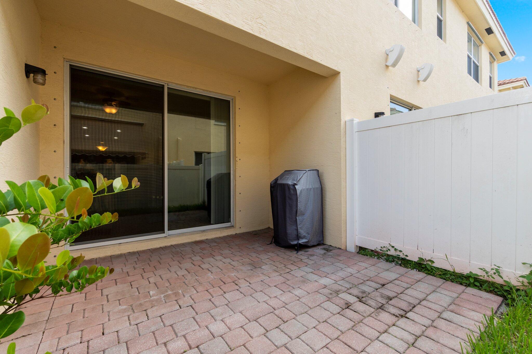 9480 Southwest Merlin Court Stuart, FL 34997 - Photo 22 of 23 15-web-or-mls-DSC07923