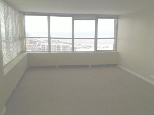 655 West Irving Park Road, Unit 4416 Chicago, IL 60613 - Photo 5 of 8