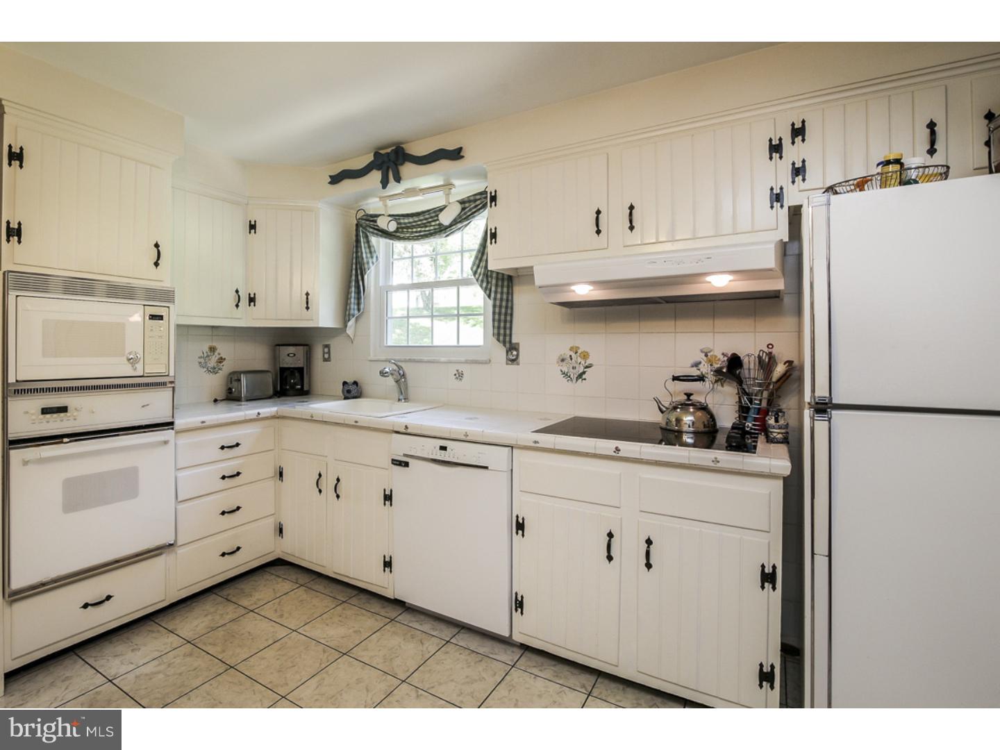 21 Hillendale Road Chadds Ford, PA 19317 - Photo 8 of 25 Kitchen