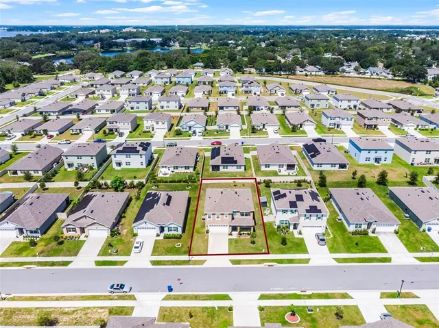 $3,000 | 2024 Griffen Oaks Way, Tavares, FL 32778