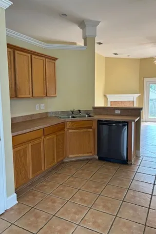 $2,100 | 4909 Park View Court, Tallahassee, FL 32311
