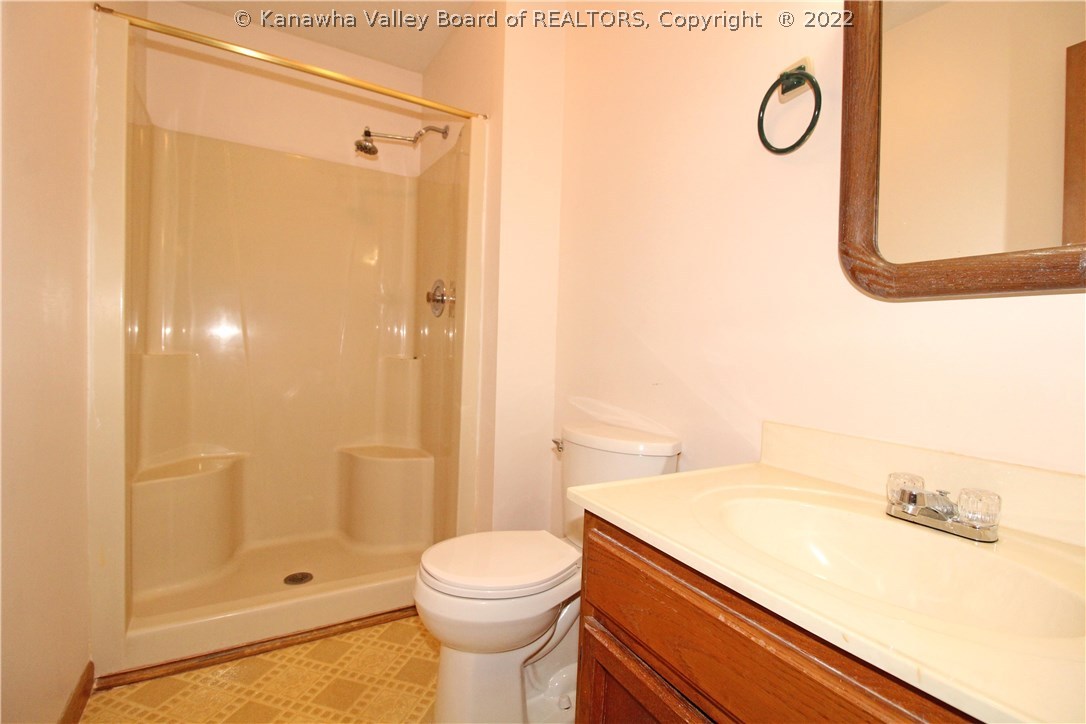 5415 Tanglewood Road Charleston, WV 25313 - Photo 12 of 20 Gallery Image 12