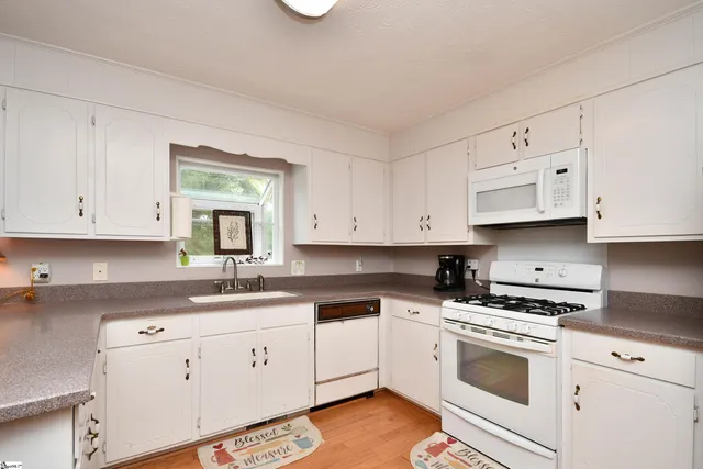 $440,000 | 100 Ivyway Lane, Liberty, SC 29657