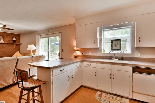 $440,000 | 100 Ivyway Lane, Liberty, SC 29657