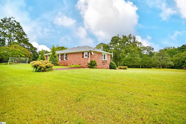 $440,000 | 100 Ivyway Lane, Liberty, SC 29657