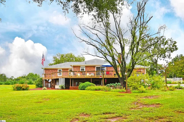 $440,000 | 100 Ivyway Lane, Liberty, SC 29657