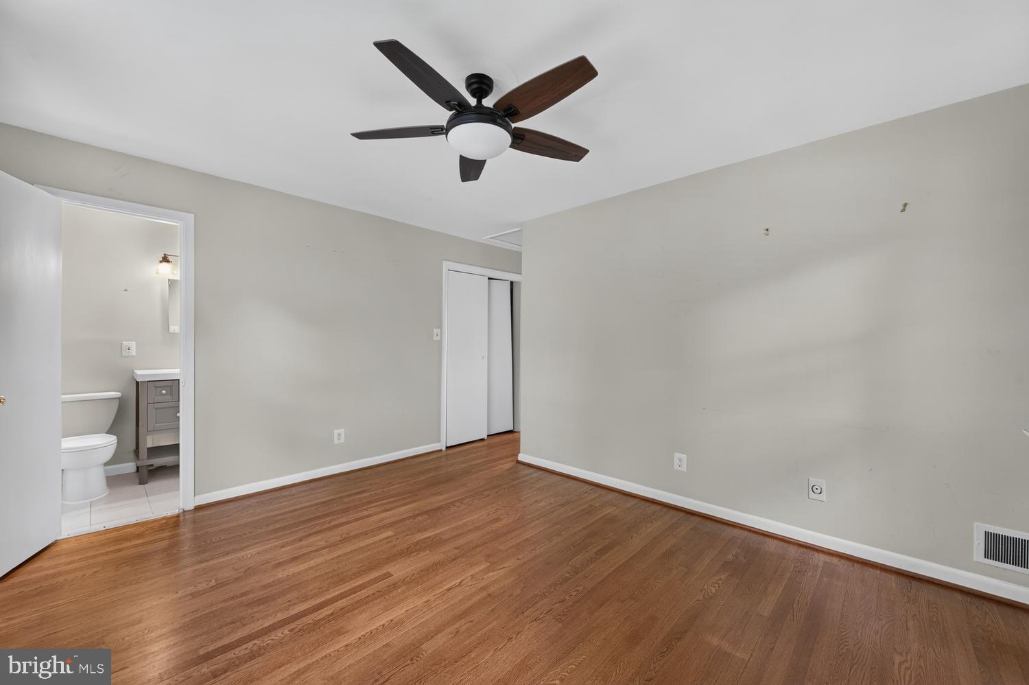 7011 Sea Cliff Road McLean, VA 22101 - Photo 13 of 37 Primary Bedroom