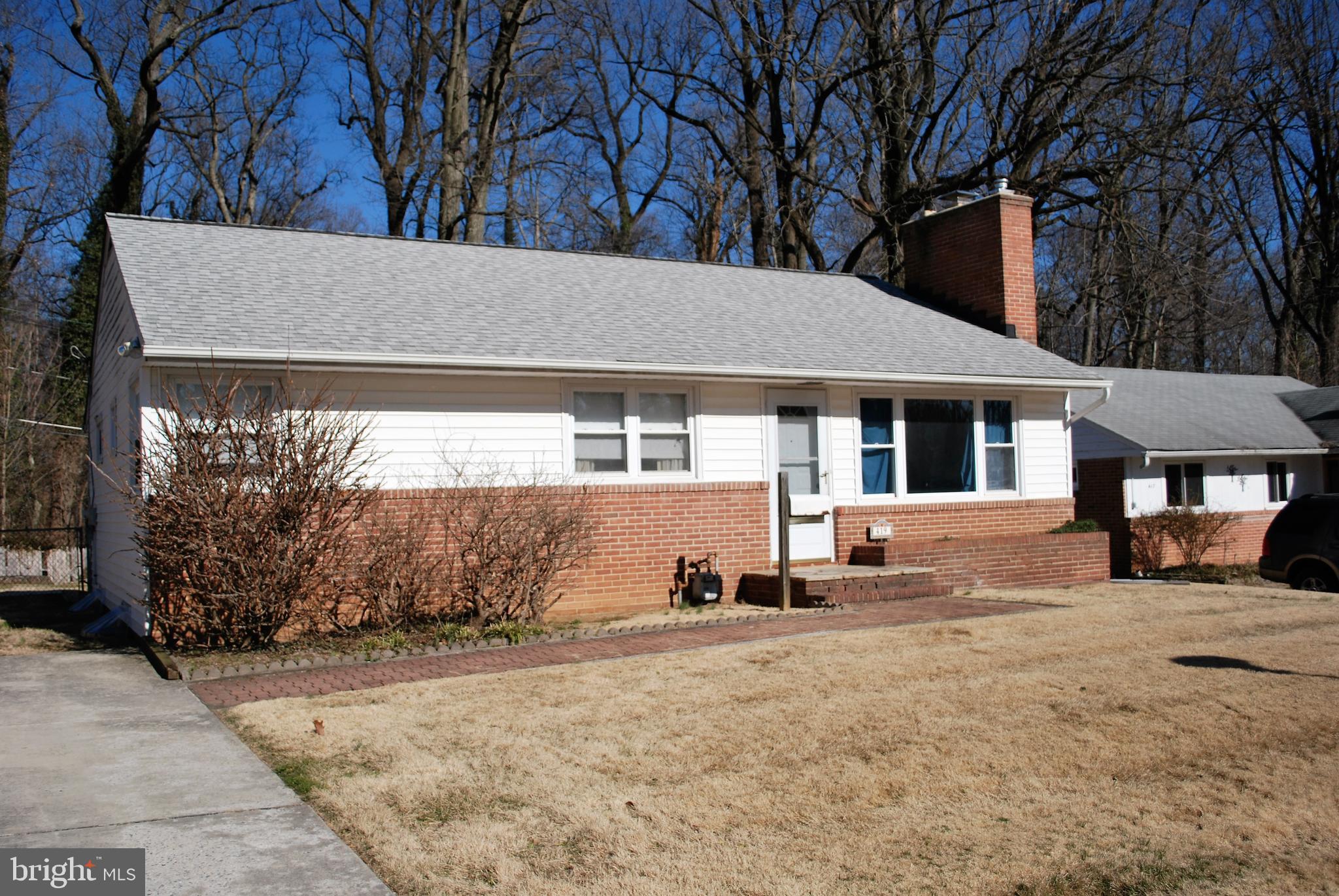 419 Nottingham Road Baltimore, MD 21229 - Photo 1 of 26 Exterior Front
