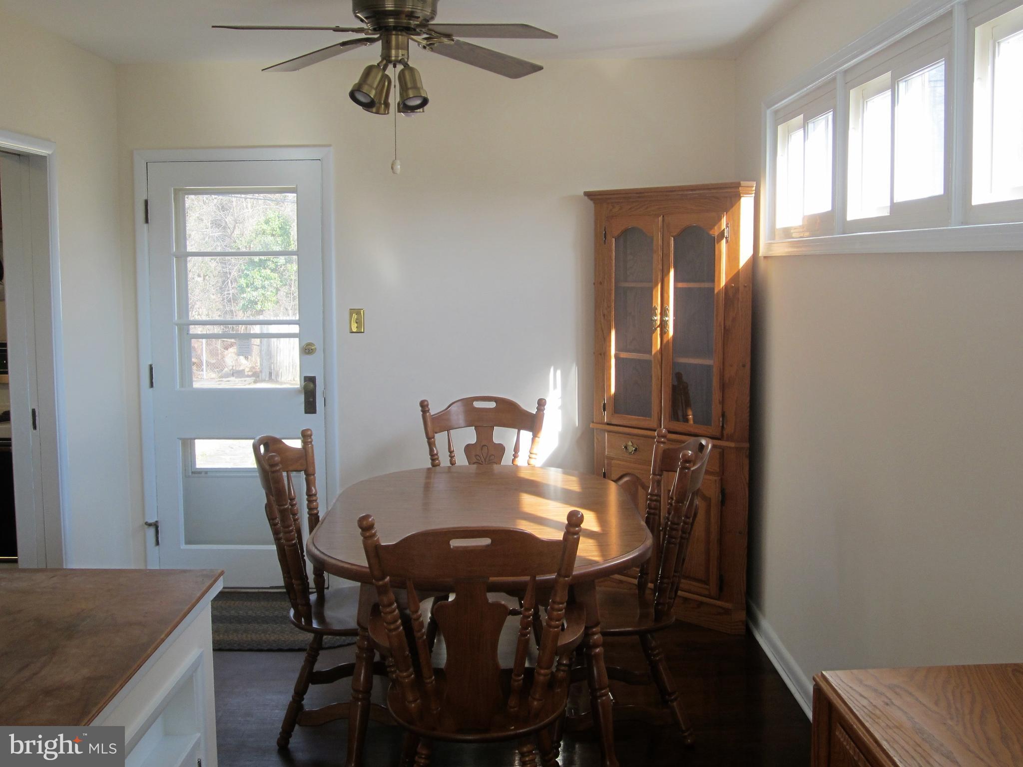 419 Nottingham Road Baltimore, MD 21229 - Photo 2 of 26 Dining Room