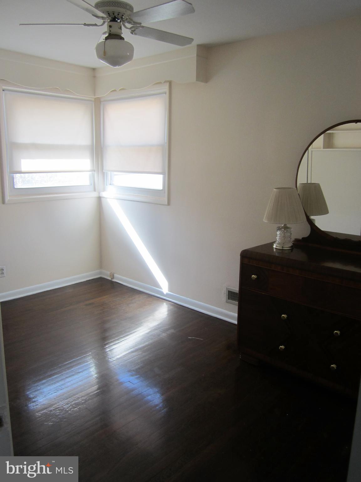 419 Nottingham Road Baltimore, MD 21229 - Photo 12 of 26 Bedroom