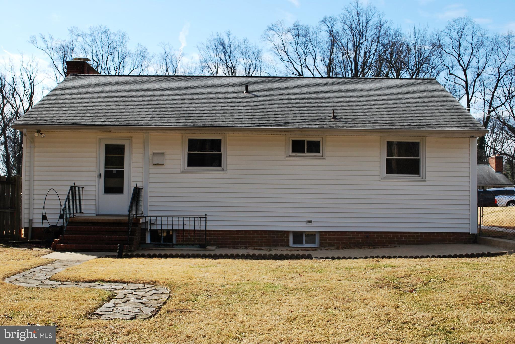 419 Nottingham Road Baltimore, MD 21229 - Photo 26 of 26 Exterior