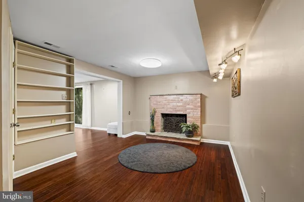 $599,999 | 112 Woodland Avenue, Medford, NJ 08055