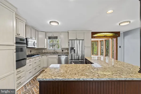 $599,999 | 112 Woodland Avenue, Medford, NJ 08055