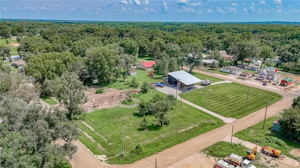 $43,000 | 204 East 3rd Street, Urich, MO 64788