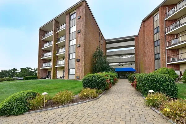$3,500 | 1412 Capella South Row, Unit 1412, Newport, RI 02840