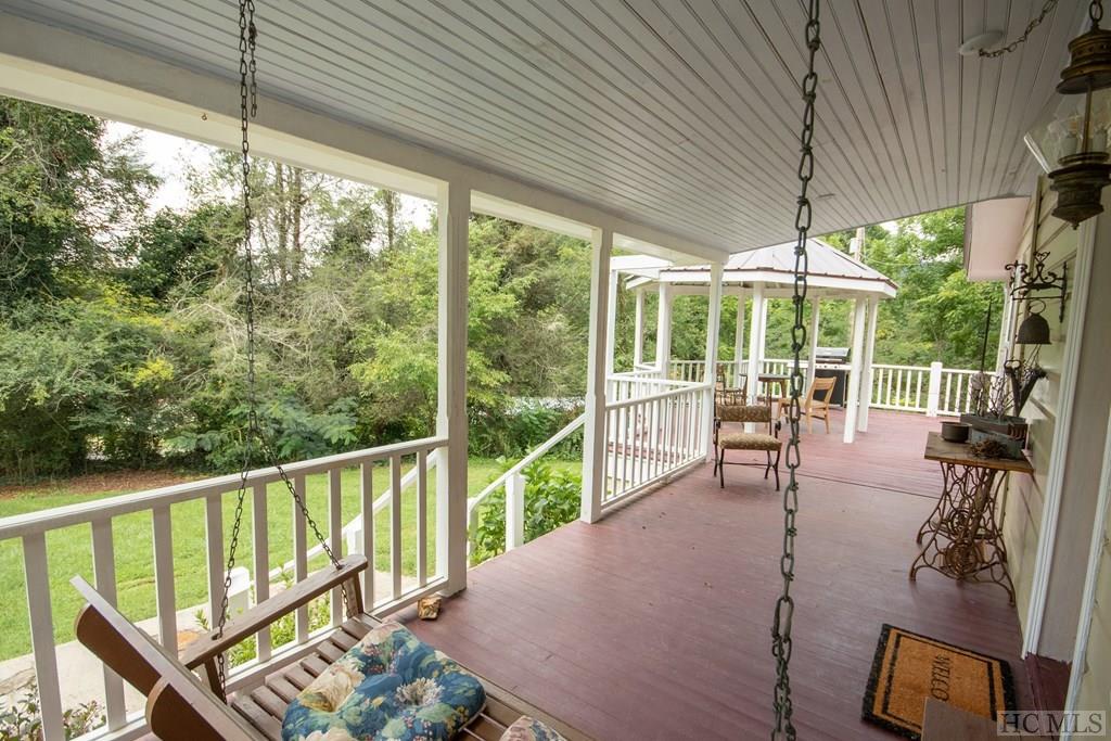 291 Ellijay Road Franklin, NC 28734 - Photo 8 of 66 Gallery Image 8
