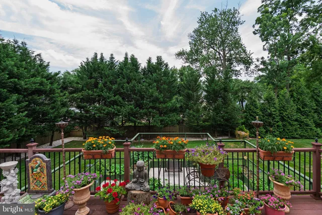 a view of deck with patio
