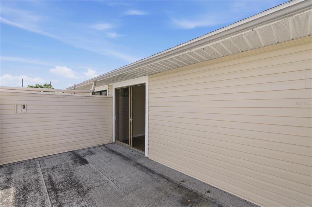 11001 Southeast Sunset Harbor Road, Unit H49 Summerfield, FL 34491 - Photo 22 of 37