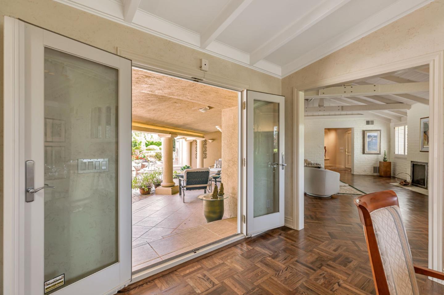 3231 Fieldcrest Drive Sacramento, CA 95821 - Photo 15 of 95