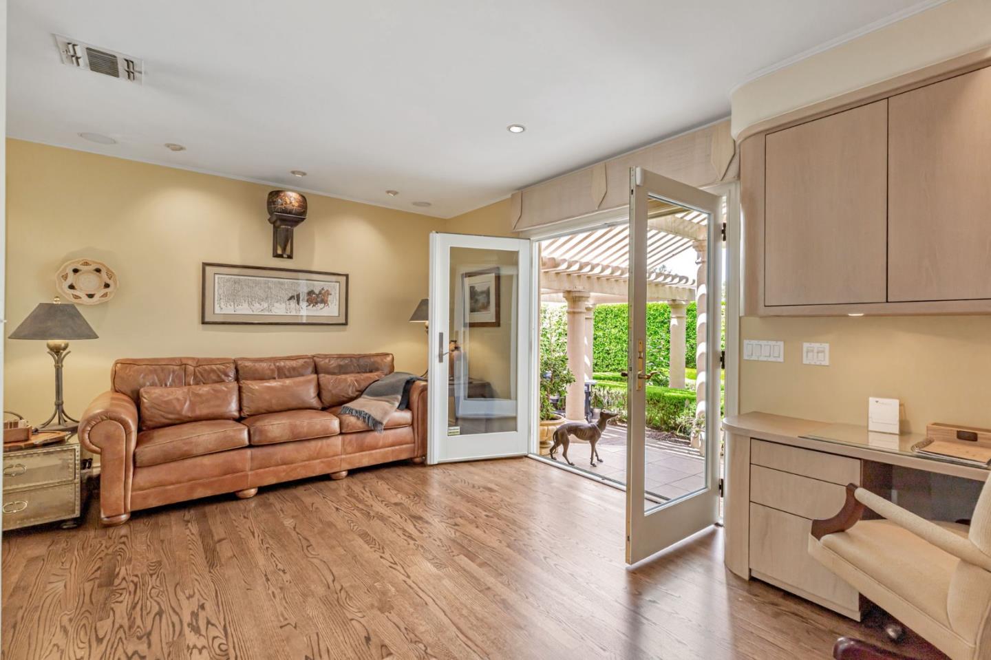 3231 Fieldcrest Drive Sacramento, CA 95821 - Photo 24 of 95 a living room with furniture and a large window