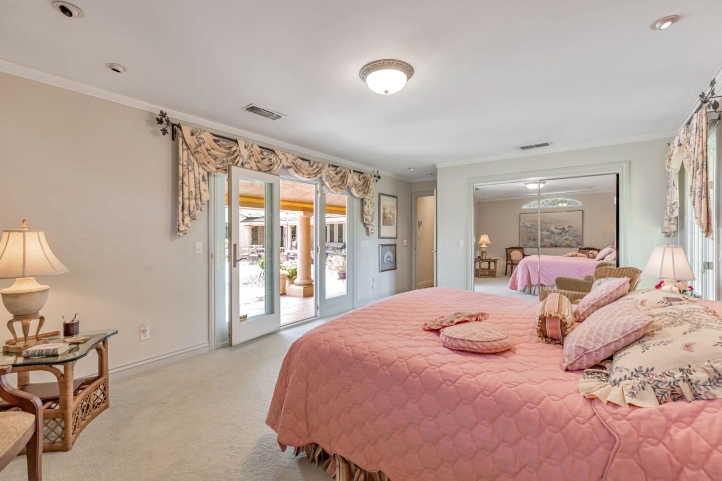 3231 Fieldcrest Drive Sacramento, CA 95821 - Photo 32 of 95