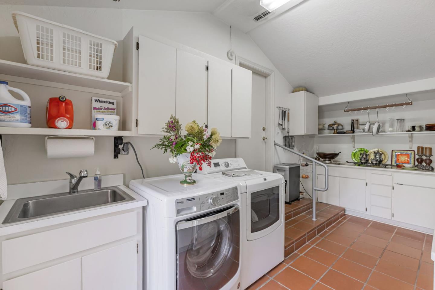 3231 Fieldcrest Drive Sacramento, CA 95821 - Photo 51 of 95