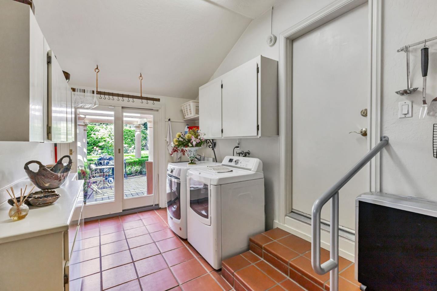 3231 Fieldcrest Drive Sacramento, CA 95821 - Photo 52 of 95 a kitchen with a sink appliances and cabinets