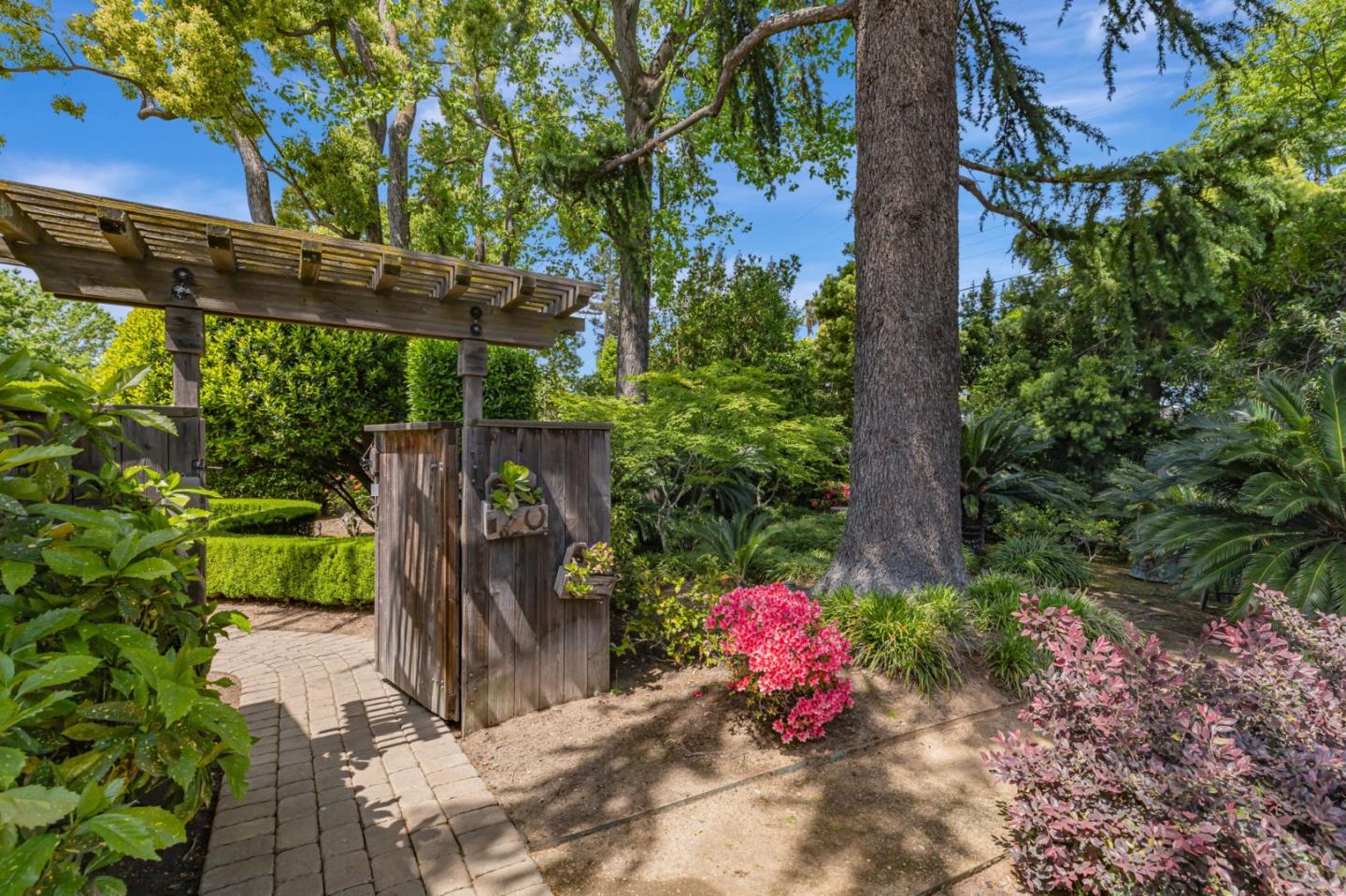 3231 Fieldcrest Drive Sacramento, CA 95821 - Photo 69 of 95