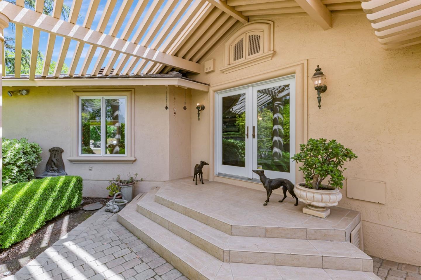 3231 Fieldcrest Drive Sacramento, CA 95821 - Photo 74 of 95