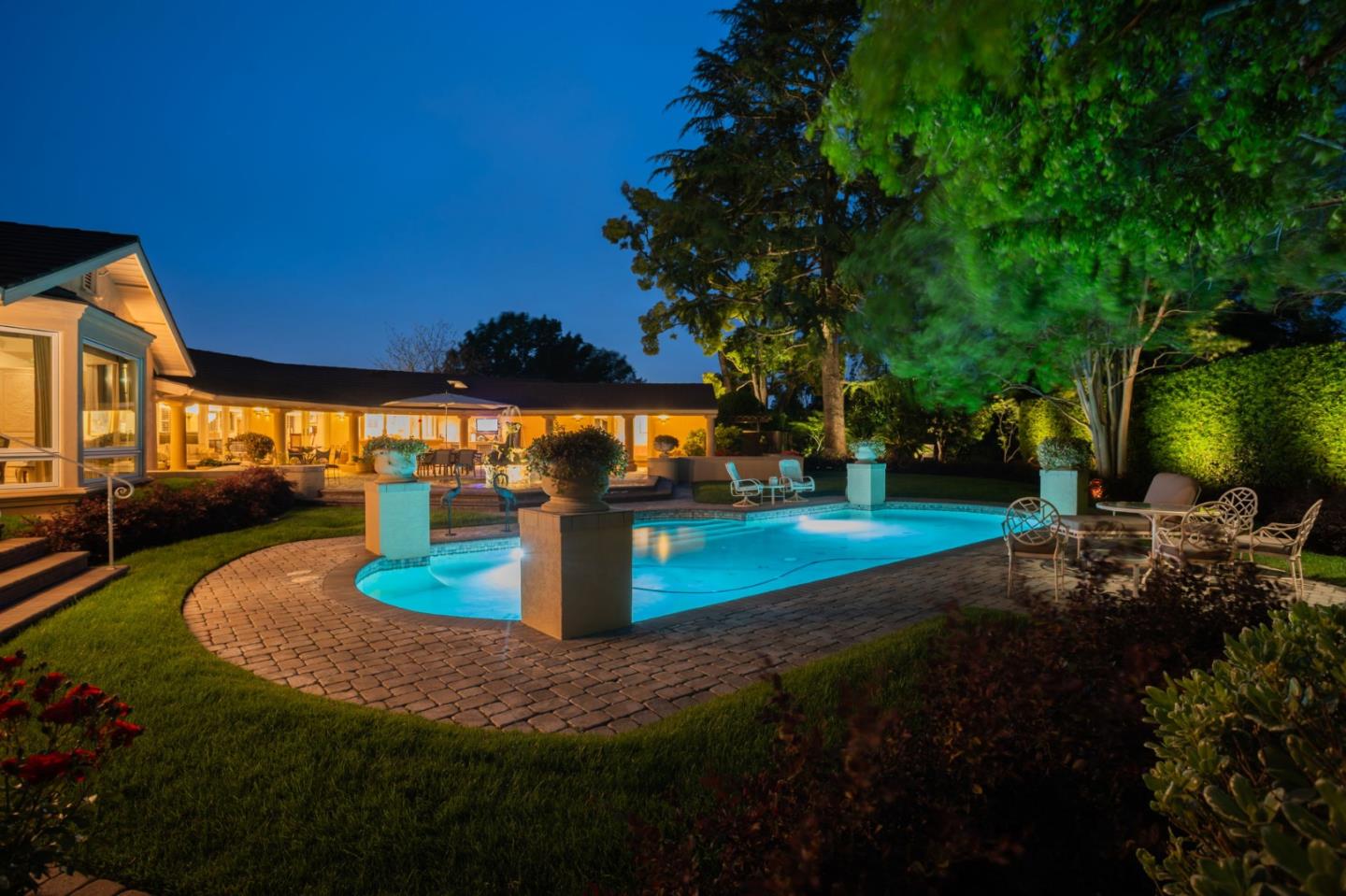 3231 Fieldcrest Drive Sacramento, CA 95821 - Photo 79 of 95 a view of a water fountain in front of a house
